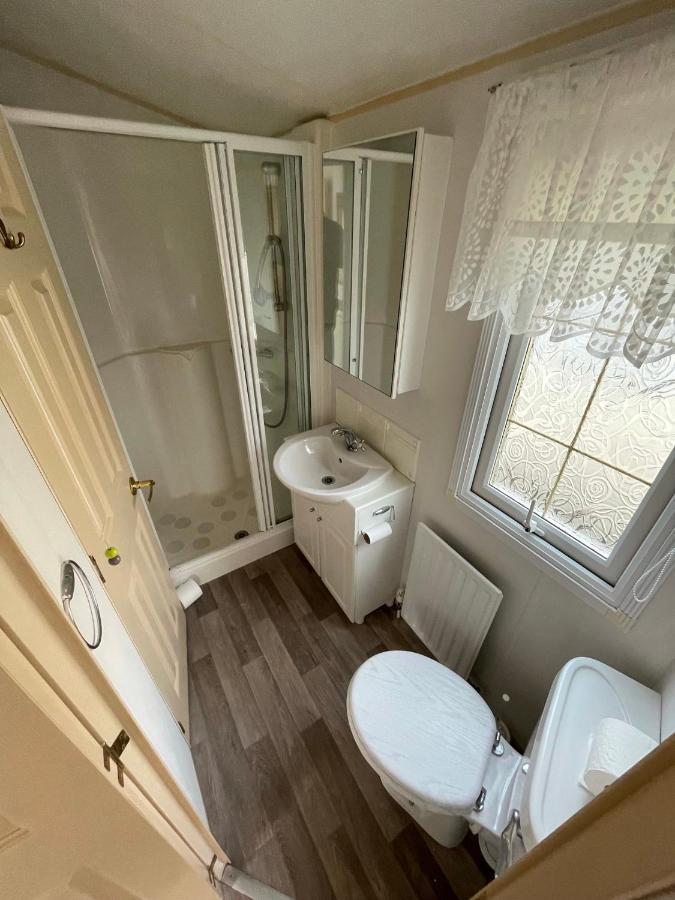 Willerby Granada 2-Bedroom Parkhome, Glasgow อัดดิงสตัน ภายนอก รูปภาพ