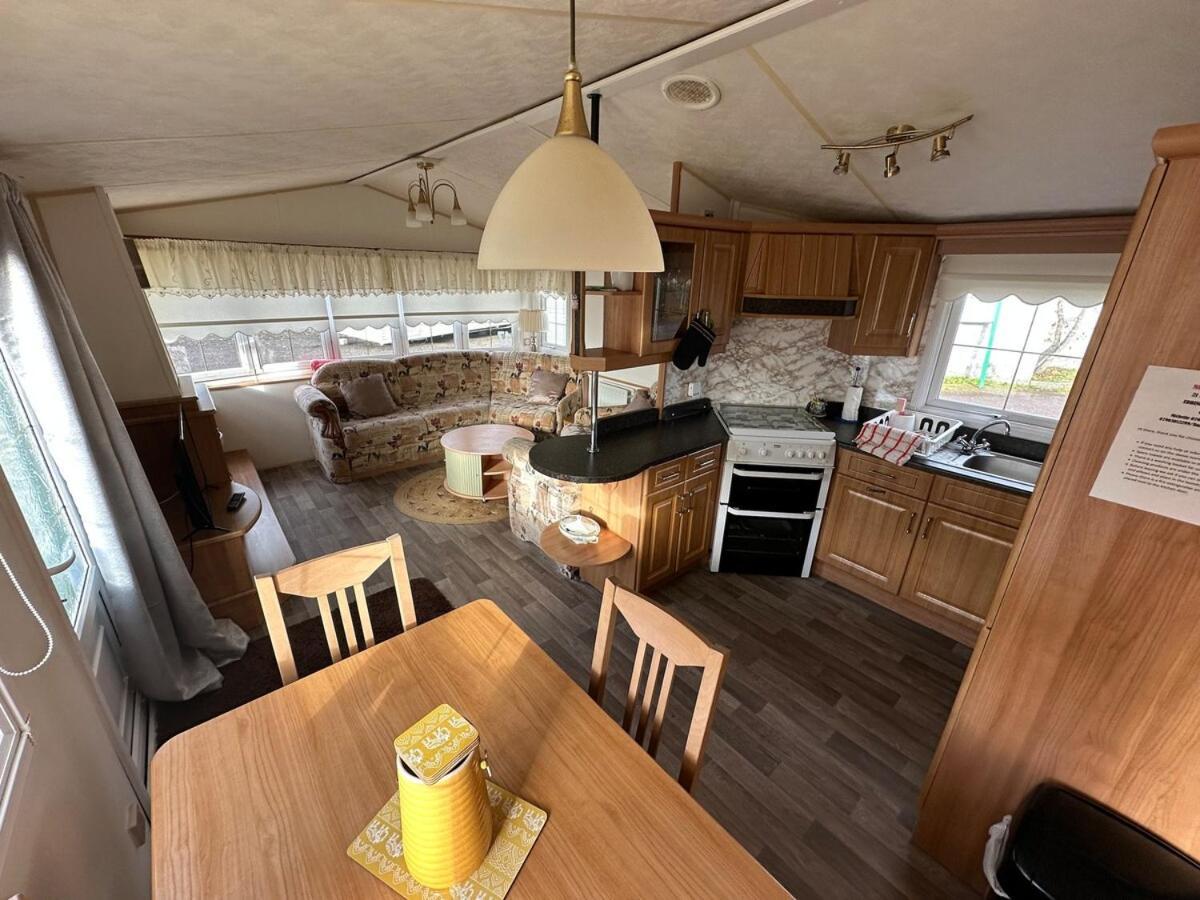 Willerby Granada 2-Bedroom Caravan, Glasgow อัดดิงสตัน ภายนอก รูปภาพ
